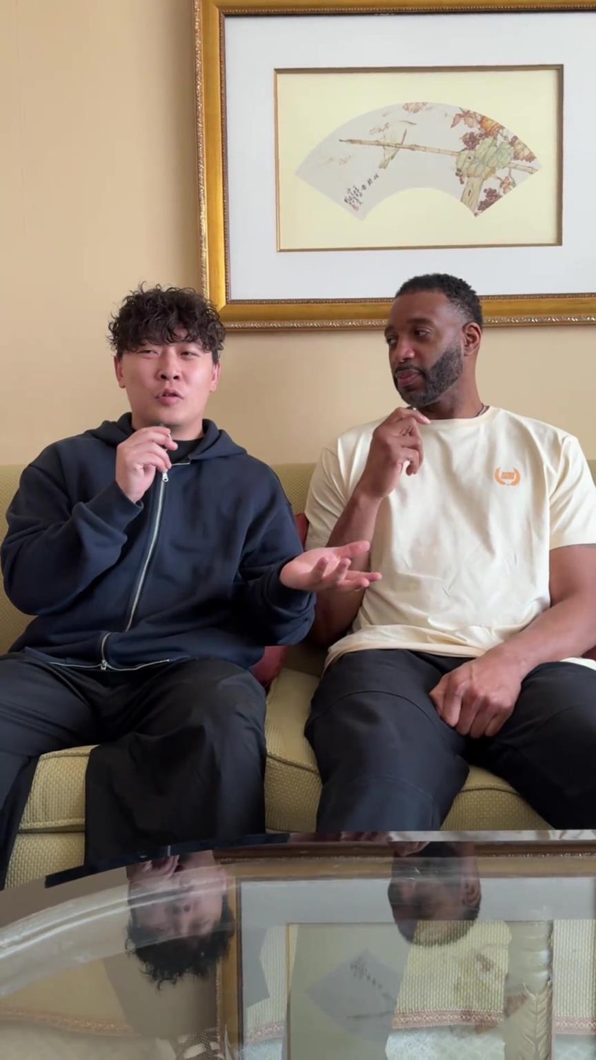 小伙子你真勇啊，在麥迪面前“那個，那個”的